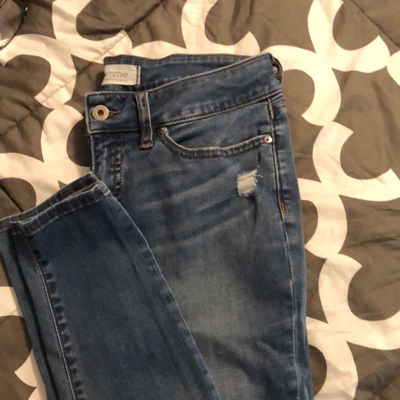 Yummie Jeans - Picture 2 of 4